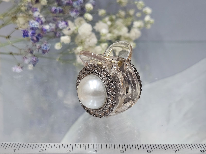 Заколка 1915001601363: цена 200 рублей.