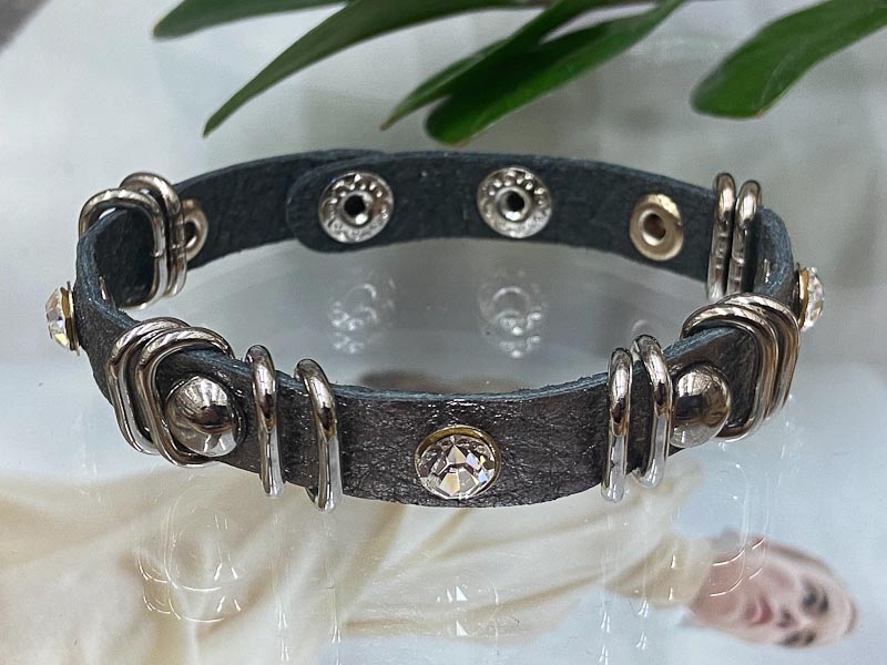 Браслет 1120006500072: цена 495 рублей.