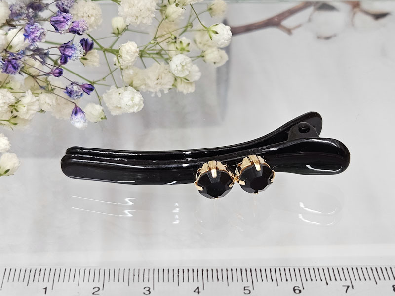 Заколка 1866001600422: цена 200 рублей.