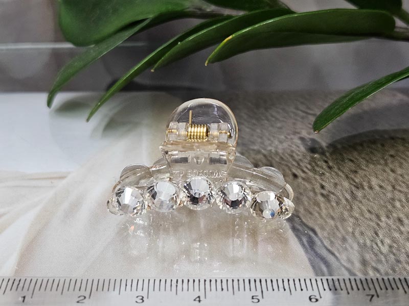 Заколка 1031001600615: цена 165 рублей.