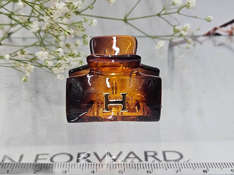 Заколка 1310005500221: цена 165 рублей.