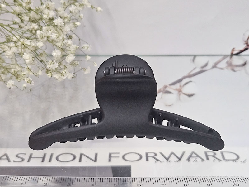 Заколка 1833001600448: цена 85 рублей.