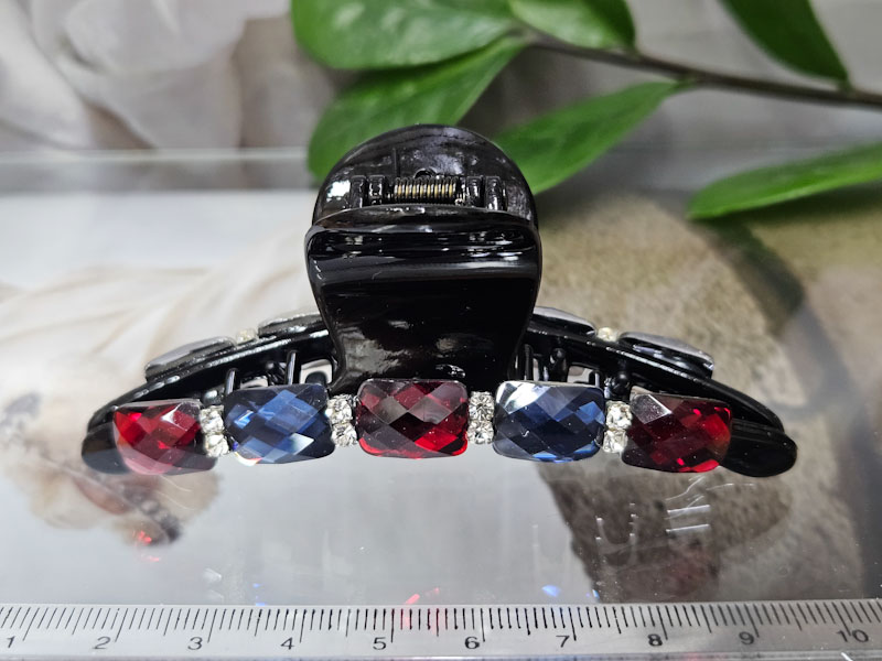 Заколка 1025005500309: цена 295 рублей.