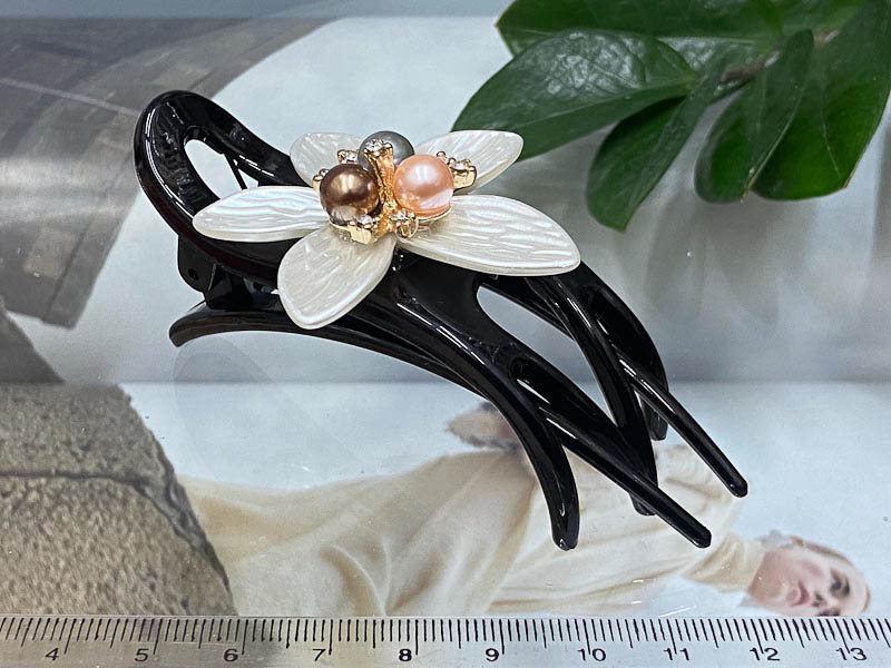 Заколка 1103005500199: цена 250 рублей.