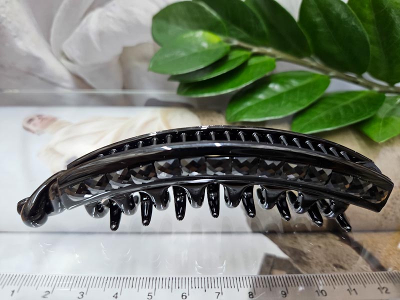 Заколка 1031001600042: цена 265 рублей.