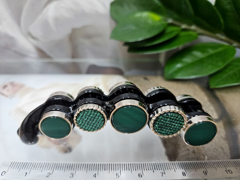 Заколка 1915005500150: цена 410 рублей.