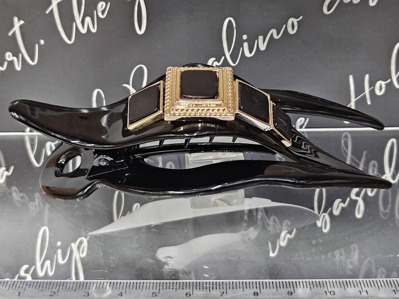 Заколка 1915001601394: цена 360 рублей.