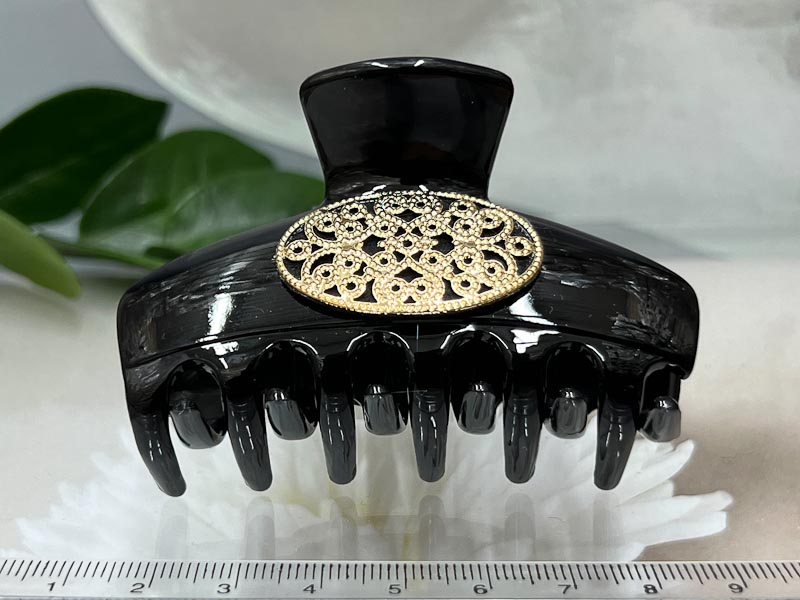 Заколка 1025005500460: цена 280 рублей.