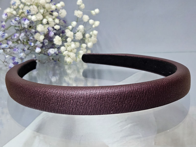 Ободок 2036001600404: цена 250 рублей.