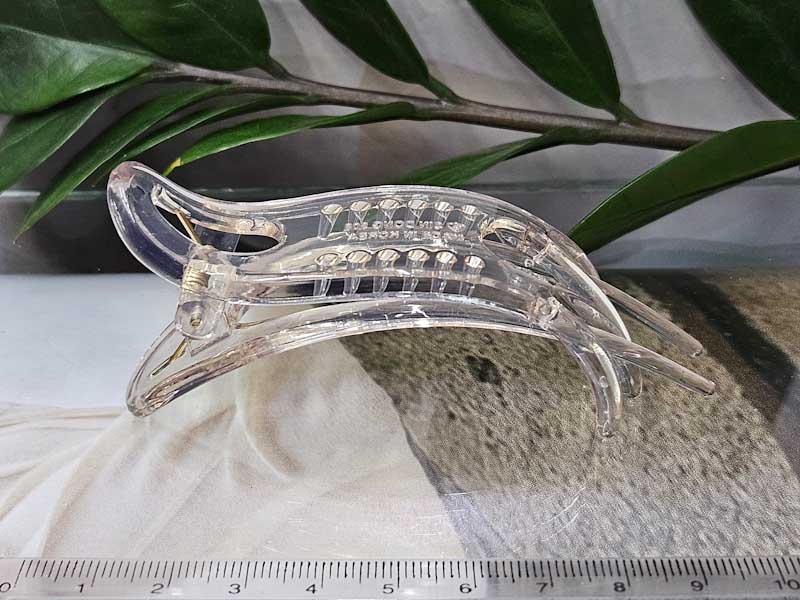 Заколка 1103001600022: цена 85 рублей.