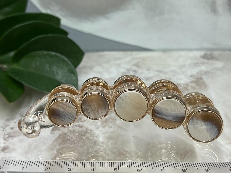 Заколка 1915005500754: цена 410 рублей.