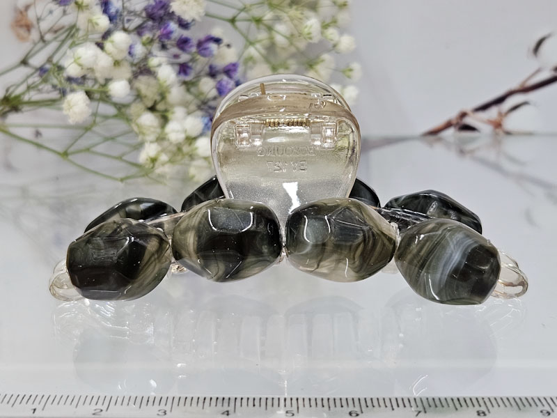 Заколка 1915001600144: цена 445 рублей.