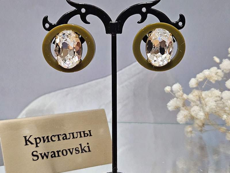 Серьги 1554006600324: цена 1800 рублей.