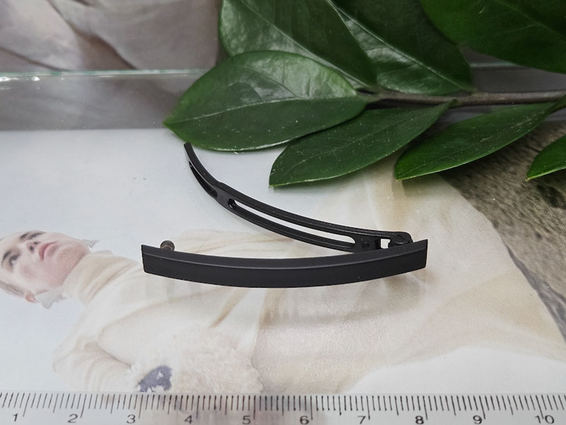 Заколка 1085001600281: цена 75 рублей.