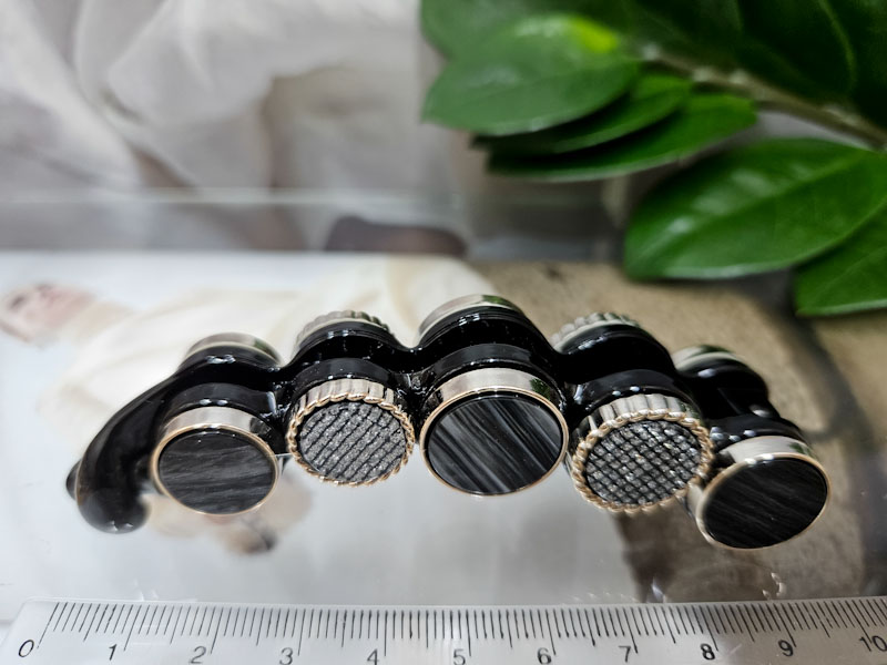 Заколка 1915005500808: цена 410 рублей.