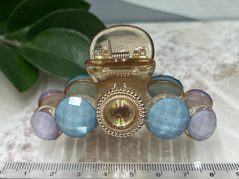 Заколка 1915001602384: цена 330 рублей.