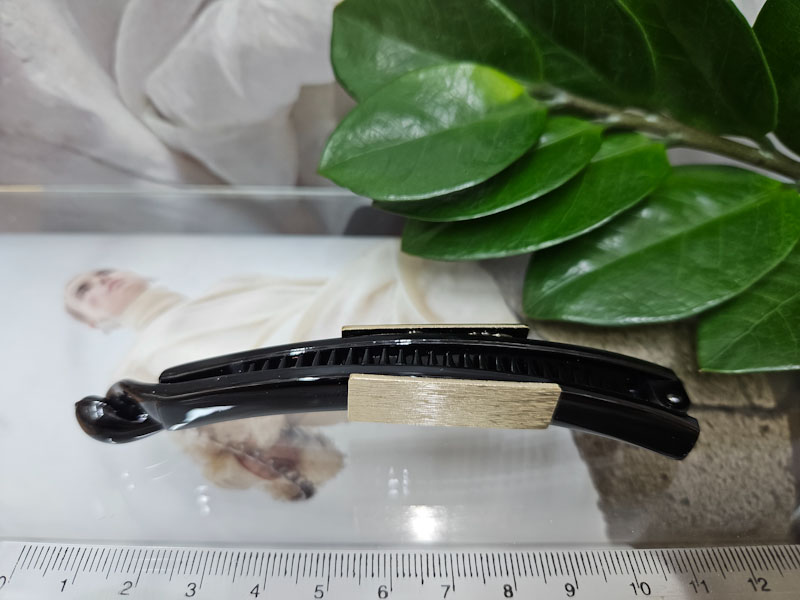 Заколка 1031001600035: цена 250 рублей.