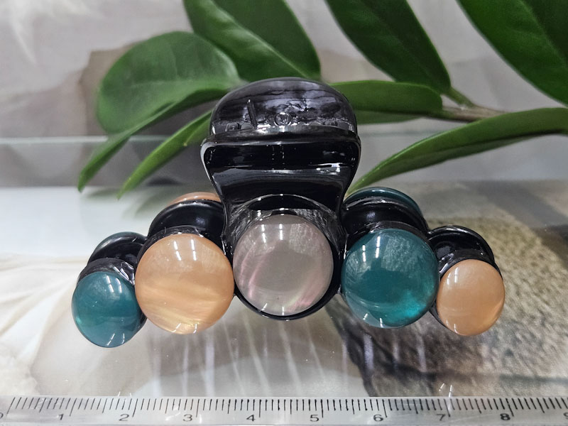 Заколка 1915001601738: цена 360 рублей.