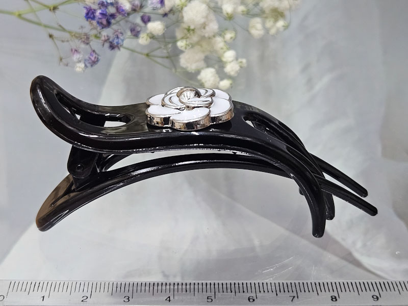 Заколка 1103001600572: цена 200 рублей.