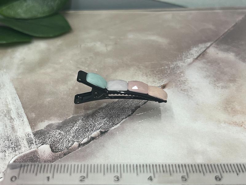 Заколка 1025001600386: цена 100 рублей.