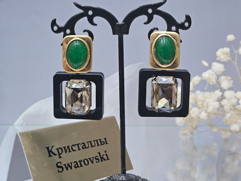 Серьги 1554006600058: цена 2620 рублей.