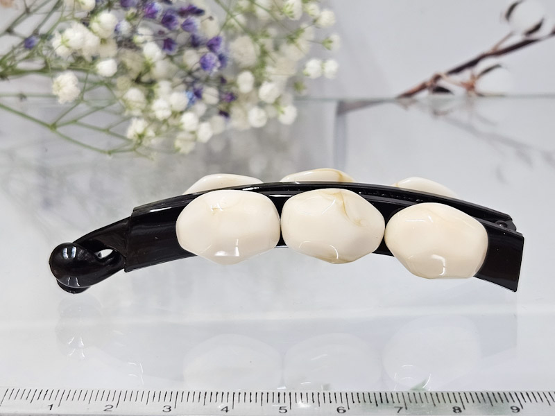 Заколка 1915001600151: цена 410 рублей.