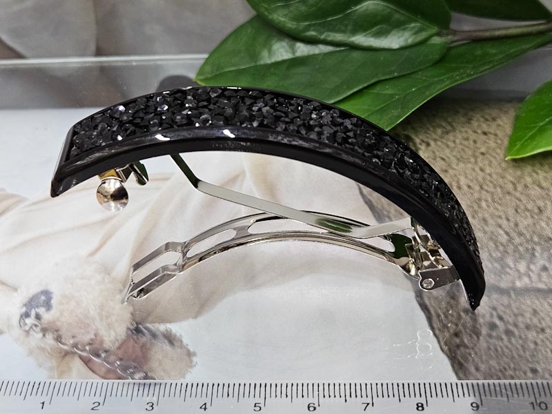 Заколка 1866001600323: цена 250 рублей.