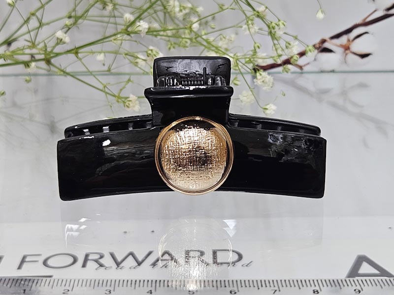 Заколка 1915005501256: цена 295 рублей.