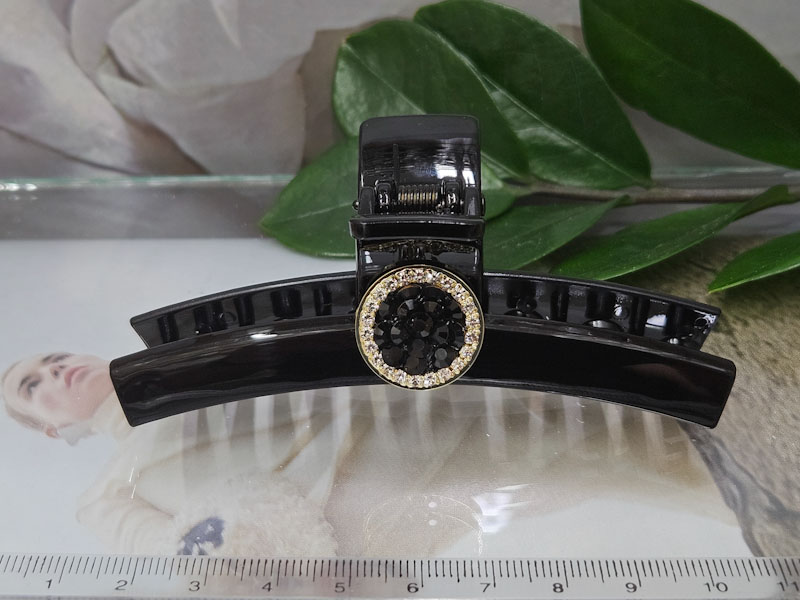 Заколка 1866005500018: цена 410 рублей.