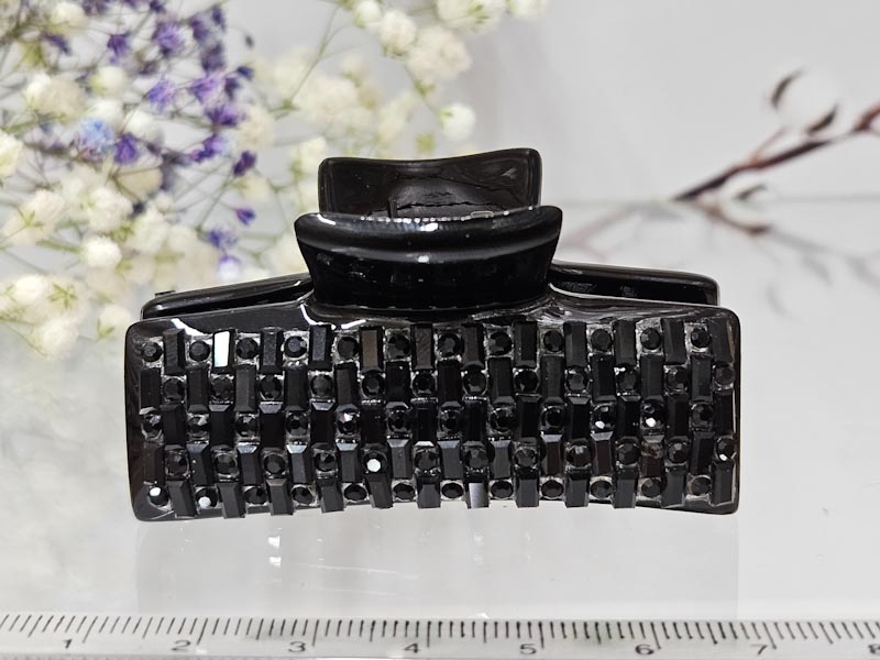 Заколка 1866001600033: цена 380 рублей.