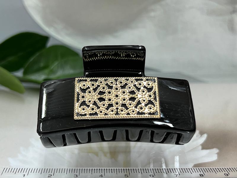 Заколка 1025005500484: цена 280 рублей.