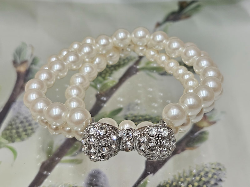 Браслет 2237006500038: цена 740 рублей.