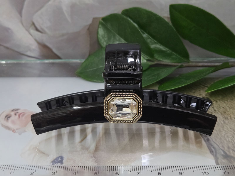 Заколка 1103005500090: цена 295 рублей.