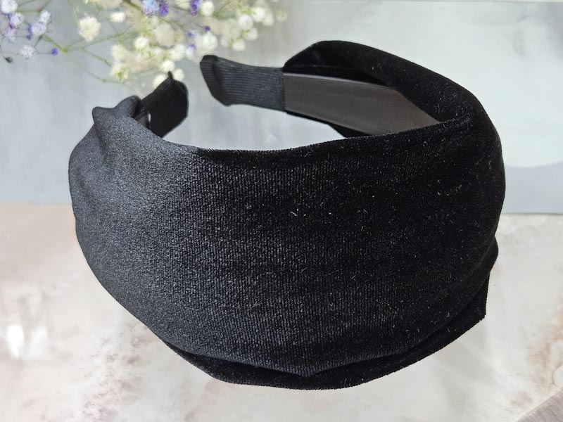 Ободок 2036001600060: цена 410 рублей.