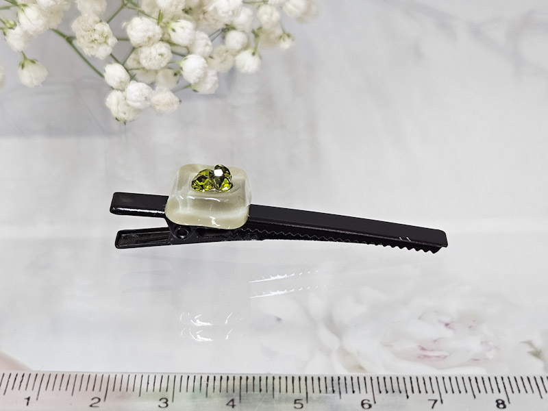 Заколка 2151001600206: цена 200 рублей.