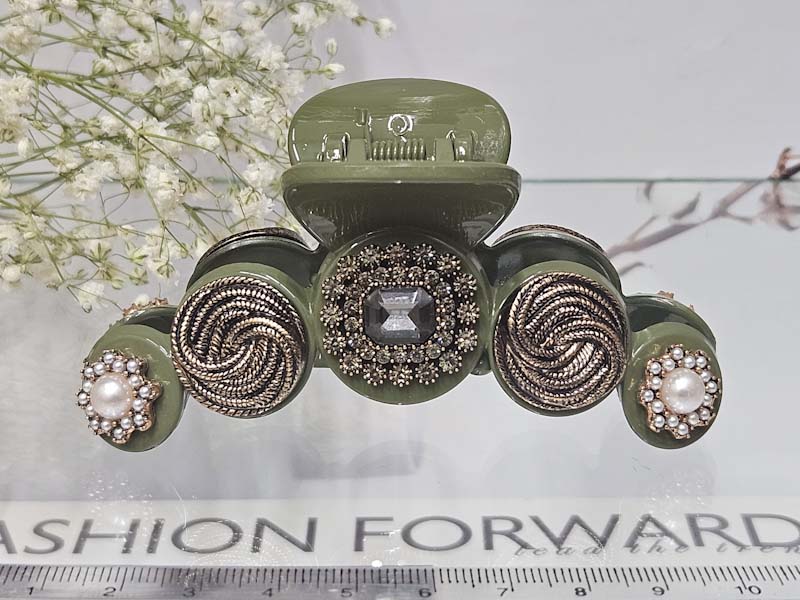 Заколка 2144005500108: цена 985 рублей.