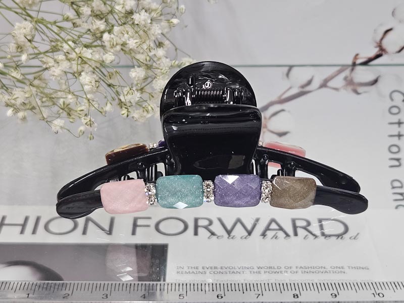 Заколка 1025005500323: цена 295 рублей.