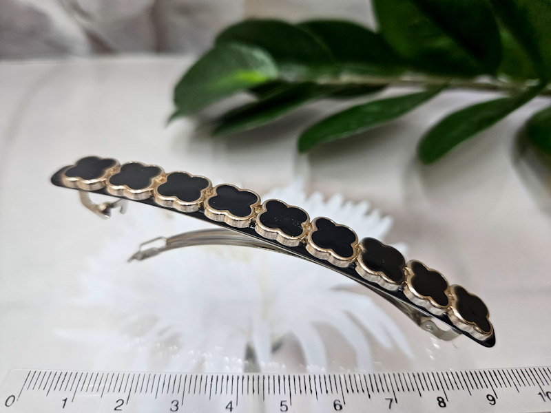 Заколка 1023001600290: цена 230 рублей.