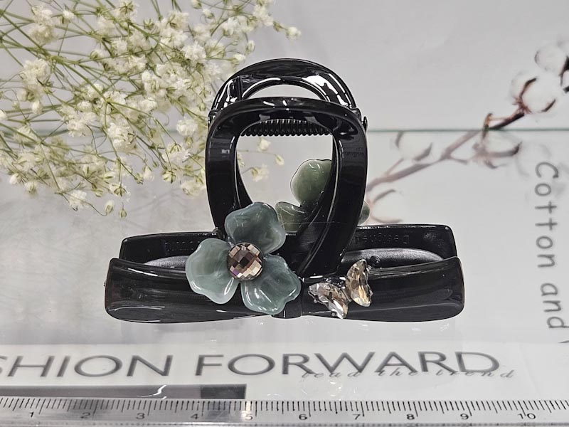 Заколка 1031001600271: цена 445 рублей.