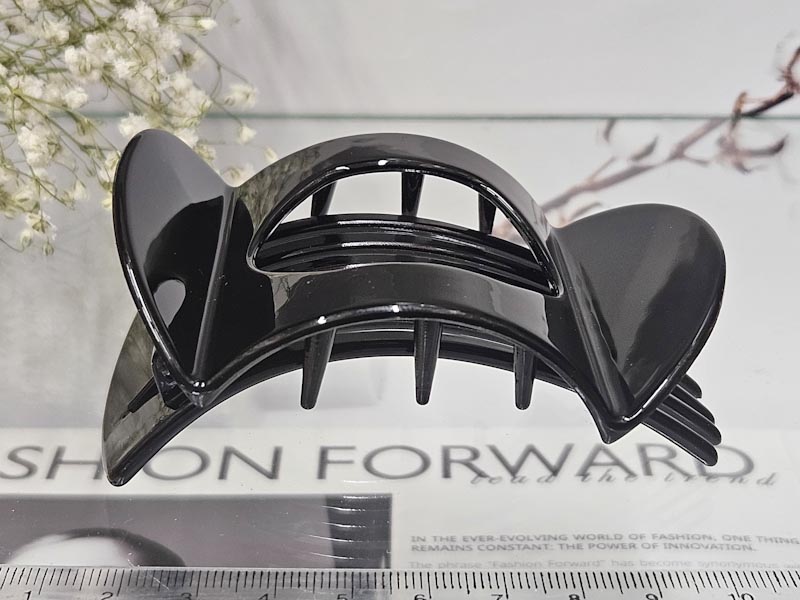 Заколка 1833005500201: цена 140 рублей.