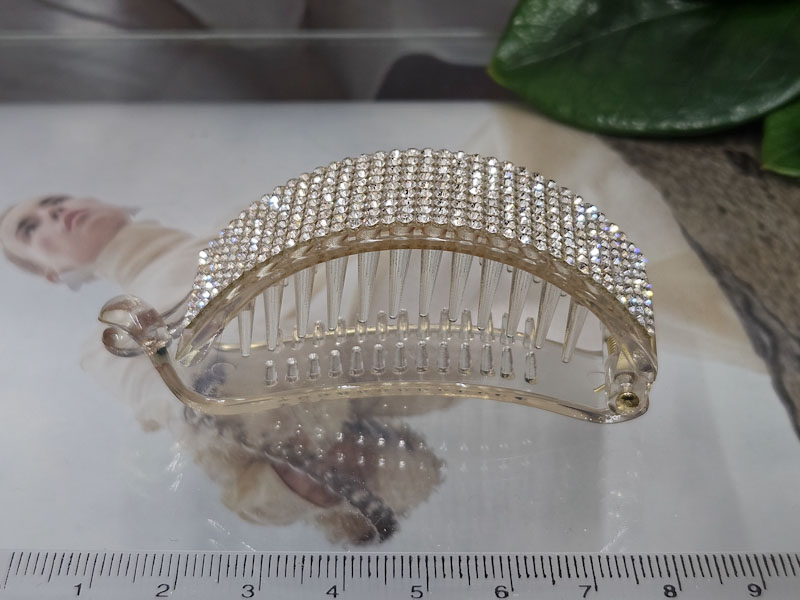 Заколка 1103001600121: цена 250 рублей.