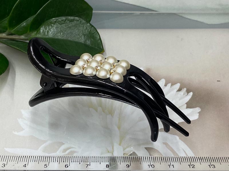 Заколка 1039005500023: цена 250 рублей.