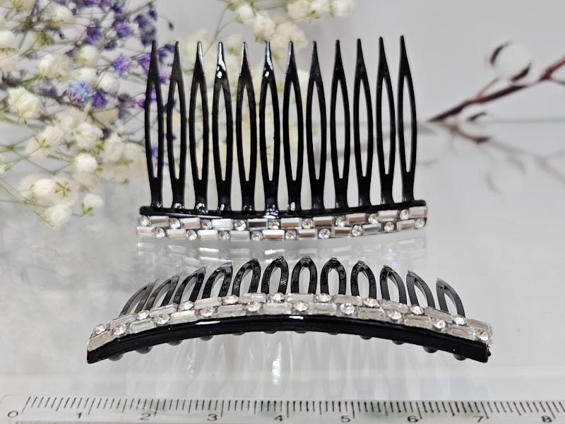 Заколка 1866001600286: цена 200 рублей.