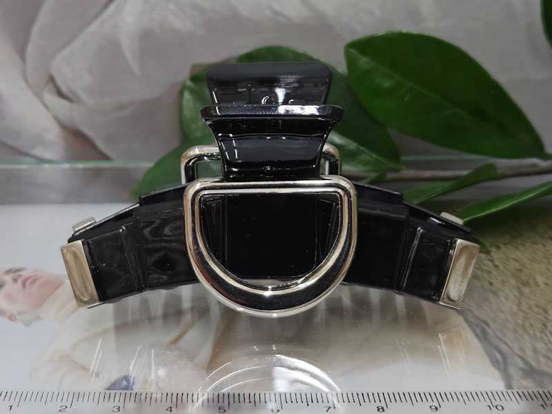 Заколка 2144005500030: цена 575 рублей.