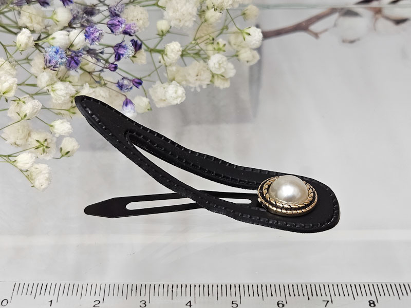 Заколка 1023001600061: цена 115 рублей.