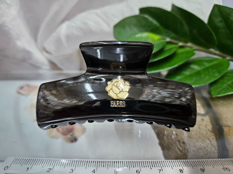 Заколка 1039005500351: цена 250 рублей.