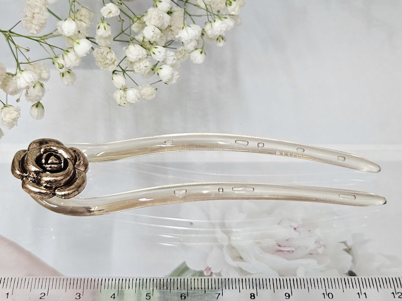 Заколка 1039001600437: цена 200 рублей.