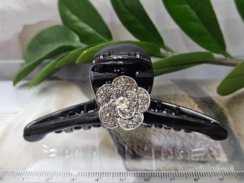 Заколка 1915001601547: цена 280 рублей.