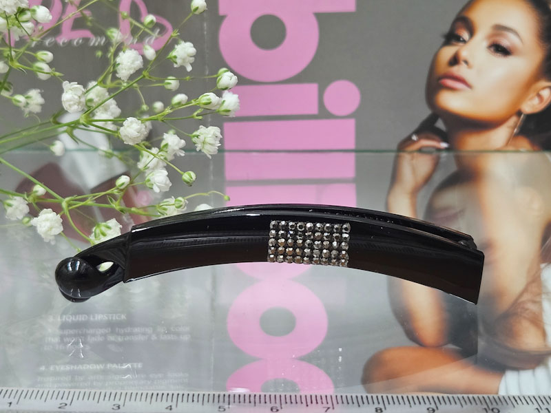 Заколка 1103005501042: цена 215 рублей.