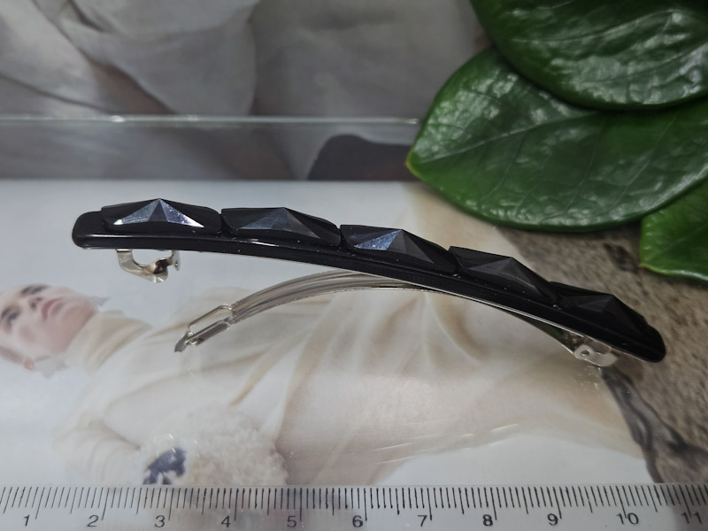 Заколка 1031005500072: цена 135 рублей.